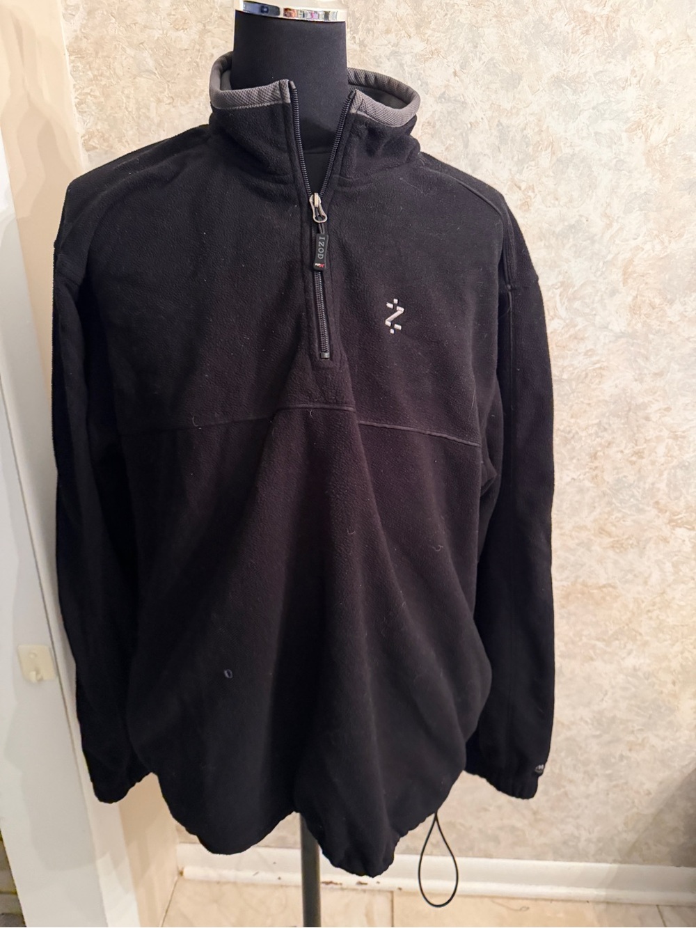IZOD Men's Black Quarter-Zip Fleece Jacket